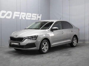 Лифтбек Skoda Rapid 2021 года, 1630000 рублей, Омск