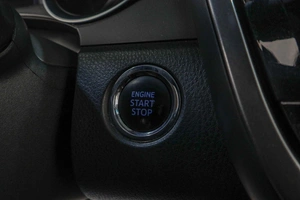 Седан Toyota Camry 2019 года, 2539000 рублей, Челябинск