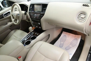 Внедорожник Nissan Pathfinder 2015 года, 2022000 рублей, Солонцы