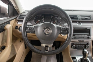 Седан Volkswagen Passat 2011 года, 839000 рублей, Барнаул