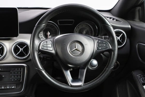 Седан Mercedes-benz CLA-класс 2015 года, 1479000 рублей, Новосибирск