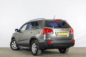 Внедорожник Kia Sorento 2011 года, 1359000 рублей, Тюмень