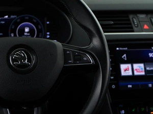 Лифтбек Skoda Octavia 2019 года, 2475000 рублей, Москва
