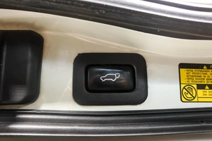 Внедорожник Toyota Land Cruiser 2012 года, 3339000 рублей, Пермь