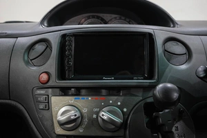 Минивэн Toyota Sienta 2012 года, 859000 рублей, Новокузнецк