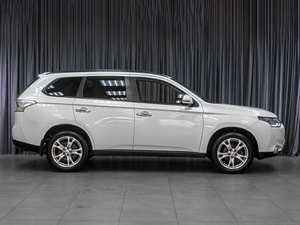 Внедорожник Mitsubishi Outlander 2012 года, 1529000 рублей, Тюмень