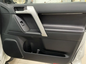 Внедорожник Toyota Land Cruiser Prado 2020 года, 6897000 рублей, Солонцы