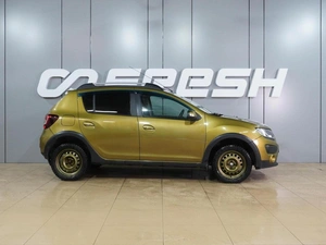 Хетчбэк Renault Sandero Stepway 2016 года, 949000 рублей, Воронеж