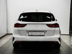 Универсал Kia Ceed 2021 года, 1899000 рублей, Красноярск