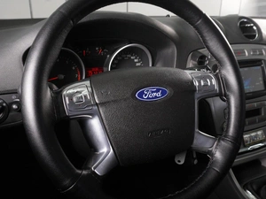 Седан Ford Mondeo 2010 года, 749000 рублей, Минеральные Воды