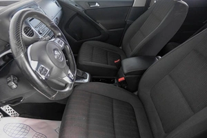 Внедорожник Volkswagen Tiguan 2011 года, 1339000 рублей, Кемерово