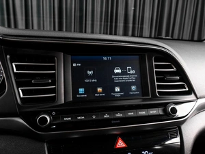 Седан Hyundai Elantra 2019 года, 1649000 рублей, Тюмень