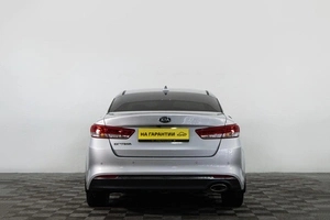 Седан Kia Optima 2018 года, 1899000 рублей, Сургут
