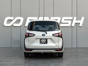 Минивэн Toyota Sienta 2019 года, 1800000 рублей, Краснодар