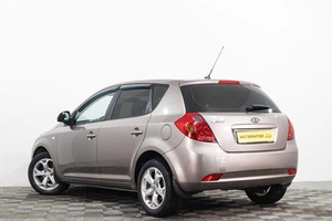 Универсал Kia Ceed 2009 года, 659000 рублей, Сургут