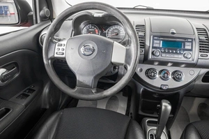 Хетчбэк Nissan Note 2012 года, 849000 рублей, Барнаул