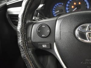 Седан Toyota Corolla 2013 года, 869900 рублей, Казань