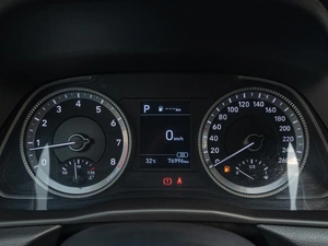 Седан Hyundai Sonata 2021 года, 2380000 рублей, Краснодар