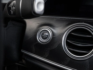 Седан Mercedes-benz E-класс 2019 года, 2750000 рублей, Краснодар