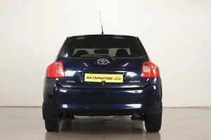 Хетчбэк Toyota Auris 2007 года, 829000 рублей, Челябинск