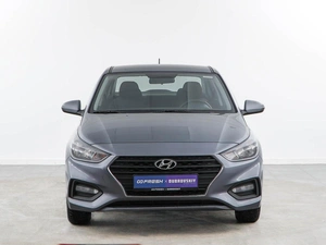 Седан Hyundai Solaris 2019 года, 1357077 рублей, Москва