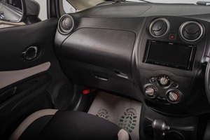 Хетчбэк Nissan Note 2019 года, 1049000 рублей, Томск