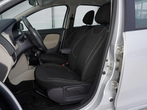 Седан Renault Logan 2016 года, 930000 рублей, Тверь