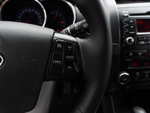Внедорожник Kia Sorento 2010 года, 1299000 рублей, Саратов