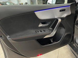 Хетчбэк Mercedes-benz A-класс 2019 года, 2287000 рублей, Солонцы