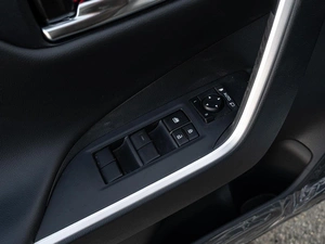 Внедорожник Toyota RAV4 2025 года, 4160000 рублей, Краснодар