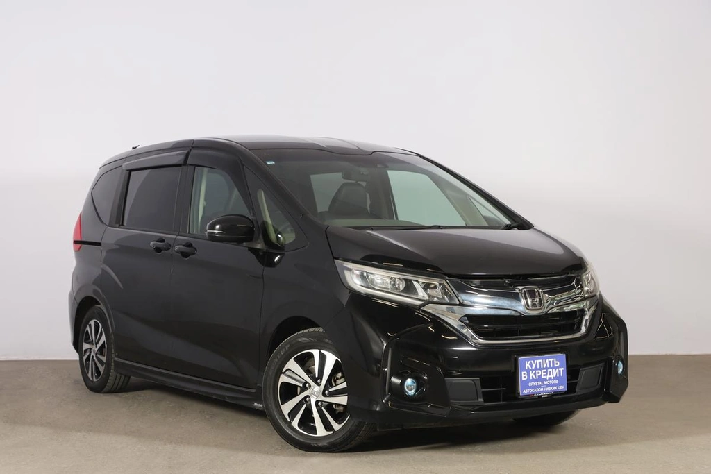 Минивэн Honda Freed 2018 года, 1699000 рублей, Новосибирск