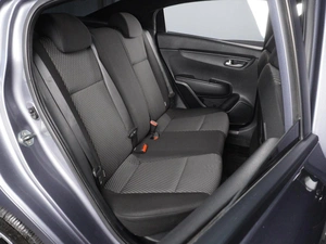 Седан Kia Rio 2019 года, 1635000 рублей, Красный Пахарь