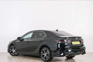Седан Toyota Camry 2020 года, 3199000 рублей, Красноярск