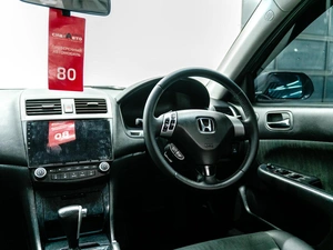 Седан Honda Accord 2005 года, 1050000 рублей, Красноярск