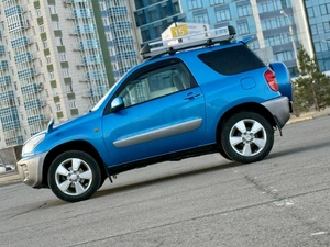 Внедорожник Toyota RAV4 2002 года, 888888 рублей, Красноярск