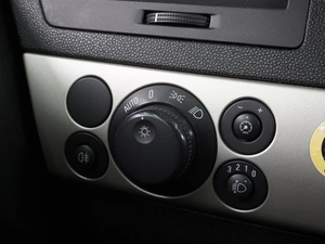 Универсал Opel Astra 2009 года, 559000 рублей, Воронеж