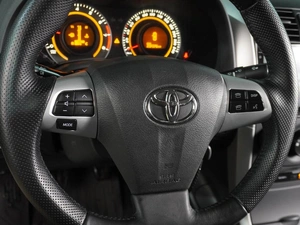 Седан Toyota Corolla 2011 года, 1170000 рублей, Воронеж