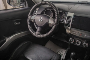 Внедорожник Mitsubishi Outlander 2011 года, 1299000 рублей, Томск