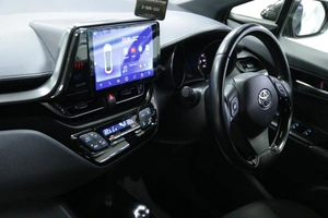 Внедорожник Toyota C-HR 2017 года, 1958000 рублей, Солонцы