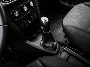 Седан Renault Logan 2016 года, 559000 рублей, Кирилловка