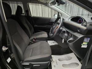 Минивэн Toyota Sienta 2020 года, 1370000 рублей, Красноярск