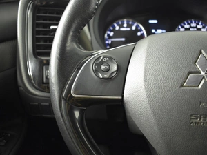 Внедорожник Mitsubishi Outlander 2017 года, 1740200 рублей, Казань