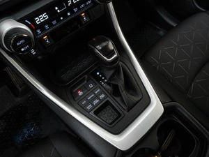 Внедорожник Toyota RAV4 2020 года, 3940000 рублей, Ставрополь