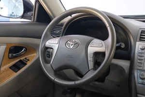 Седан Toyota Camry 2007 года, 1329000 рублей, Омск