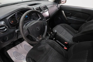 Седан Renault Logan 2016 года, 659000 рублей, Новокузнецк
