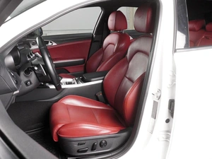 Лифтбек Kia Stinger 2018 года, 2449000 рублей, Минеральные Воды