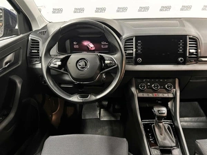 Внедорожник Skoda Karoq 2021 года, 2125000 рублей, Красноярск