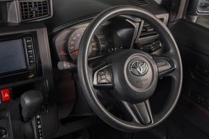 Минивэн Toyota Roomy 2018 года, 1089000 рублей, Тюмень