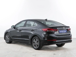 Седан Hyundai Elantra 2017 года, 1600050 рублей, Москва