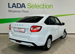 Хетчбэк ВАЗ (LADA) Granta 2022 года, 687000 рублей, Красноярск